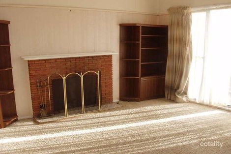 Property photo of 74 Ross Road Queanbeyan NSW 2620