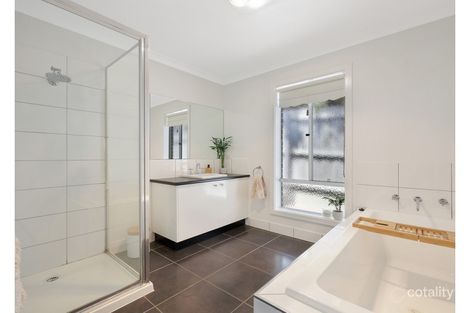 Property photo of 33 Wares Road Warrnambool VIC 3280