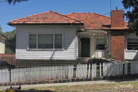 1a Willett Ave, Oak Park, VIC 3046