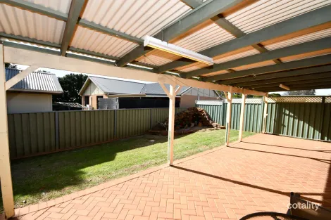 Property photo of 8A Murrayfield Drive Dubbo NSW 2830