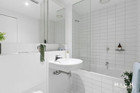 Property photo of 801/620 Collins Street Melbourne VIC 3000