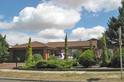 Property photo of 19 Lionheart Avenue Taylors Lakes VIC 3038