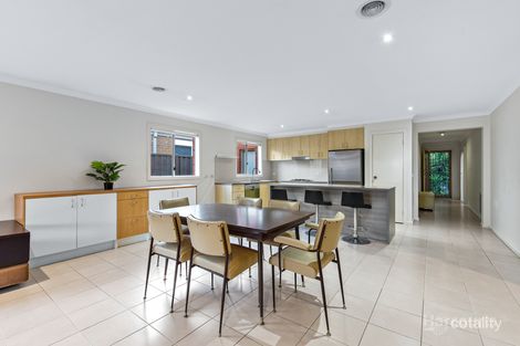 Property photo of 10 Erin Square Deer Park VIC 3023