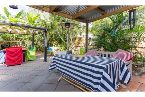 Property photo of 5 Mareela Street Coochiemudlo Island QLD 4184