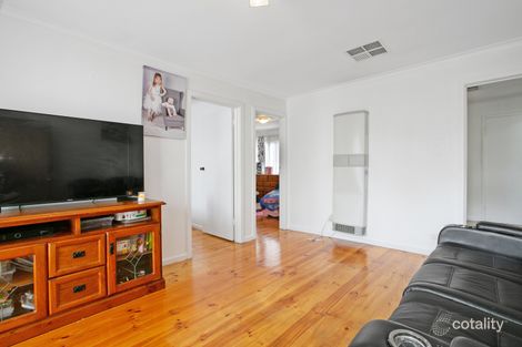 Property photo of 2/135 Hickford Street Reservoir VIC 3073