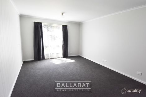 Property photo of 14 Cypress Avenue Wendouree VIC 3355