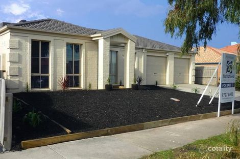 63 Langbourne Dr, Narre Warren South, VIC 3805