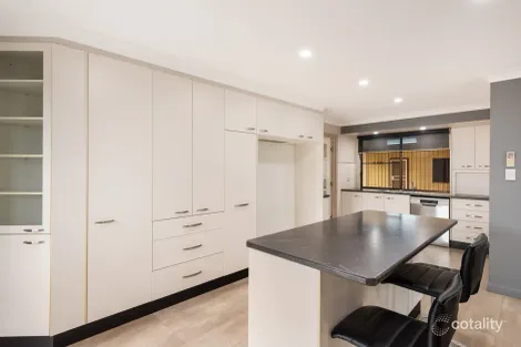 Property photo of 11 Gore Street Westbrook QLD 4350