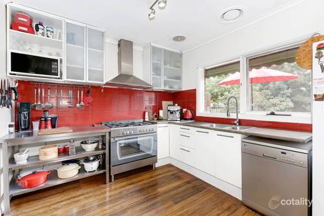 Property photo of 28 Claremont Crescent Hoppers Crossing VIC 3029