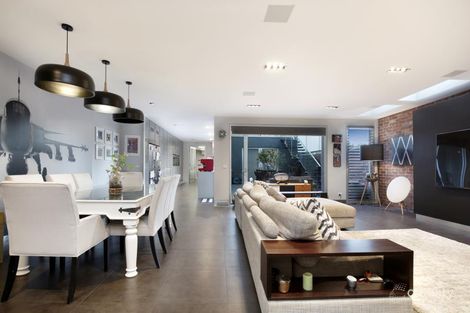 Property photo of 2A Huntingdon Street Newtown VIC 3220