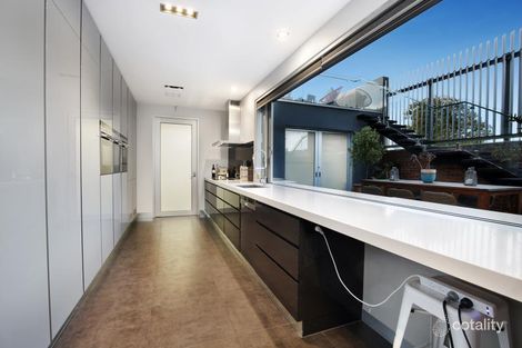 Property photo of 2A Huntingdon Street Newtown VIC 3220