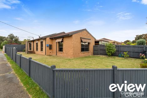 Property photo of 1 Charleville Court Carrum Downs VIC 3201