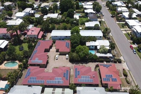 Property photo of 25 Surrey Street Hyde Park QLD 4812