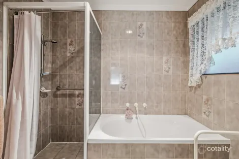 Property photo of 7 Hilltop Avenue Ridgehaven SA 5097