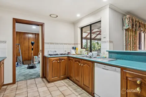 Property photo of 7 Hilltop Avenue Ridgehaven SA 5097