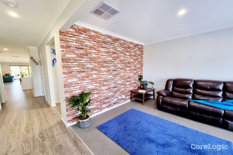 Property photo of 33 Anglers Avenue Point Cook VIC 3030