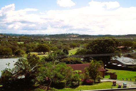 Property photo of 24 Cominan Avenue Banora Point NSW 2486