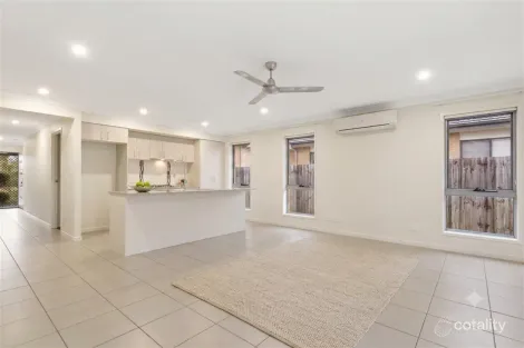 Property photo of 91 Daybreak Street Yarrabilba QLD 4207