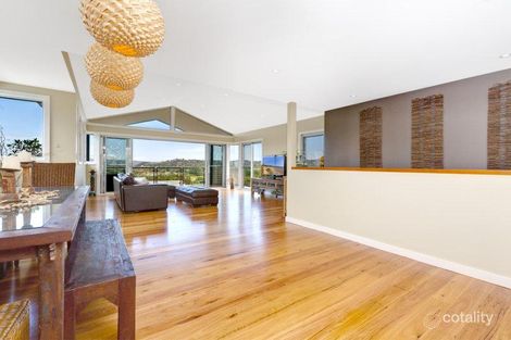 Property photo of 16 Arnott Crescent Warriewood NSW 2102