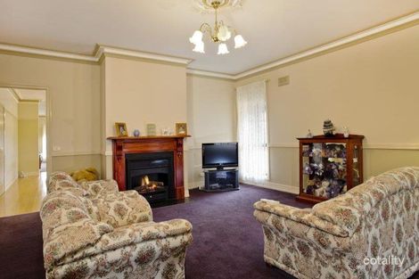 Property photo of 32 Bassett Drive Strathfieldsaye VIC 3551