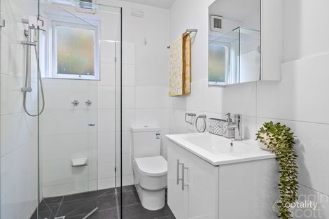 Property photo of 2/46 Foam Street Elwood VIC 3184