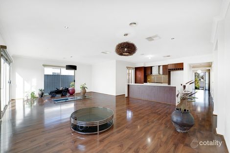Property photo of 39 Finsbury Crescent Manor Lakes VIC 3024
