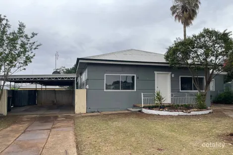 Property photo of 1/4 Medlyn Street Parkes NSW 2870