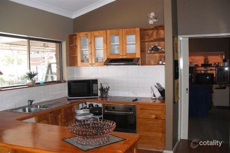 13 Turnatt Way, Wanneroo, WA 6065