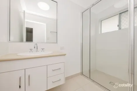 Property photo of 9 Eloise Street Mount Low QLD 4818