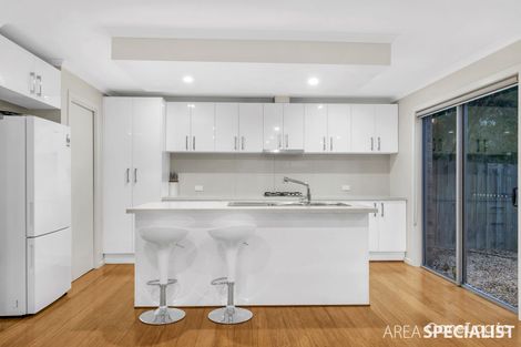 Property photo of 8 Diba Rise Narre Warren VIC 3805