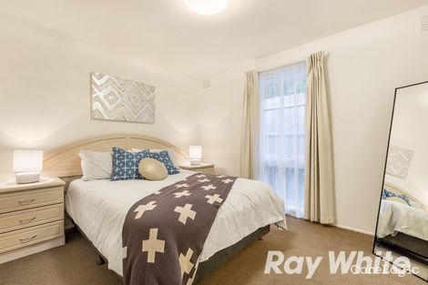 Property photo of 11 Collendina Crescent Scoresby VIC 3179