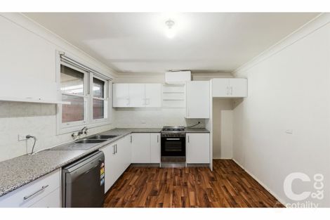 Property photo of 10 Farmer Way Parmelia WA 6167