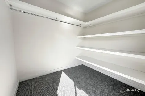 Property photo of 3 Nellee Place Young NSW 2594