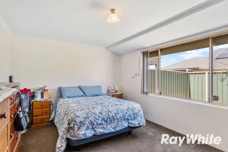 Property photo of 10 Falstaff Close Greenfields WA 6210