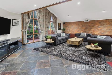 Property photo of 1 Milroy Court Wheelers Hill VIC 3150