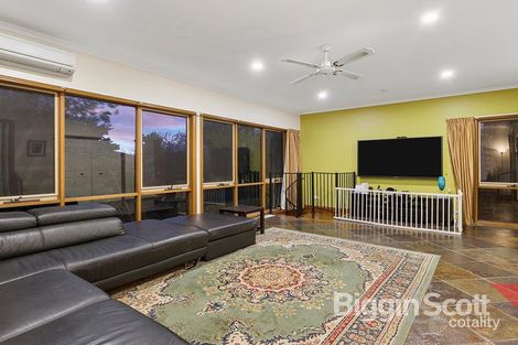 Property photo of 1 Milroy Court Wheelers Hill VIC 3150