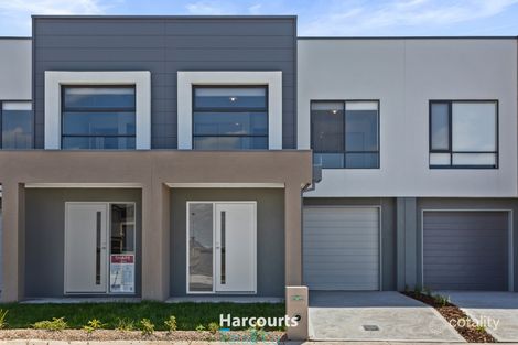 Property photo of 10 Bunch Walk Truganina VIC 3029