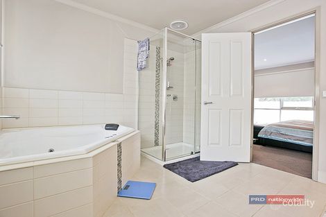 Property photo of 2 Toongabbie Court Werribee VIC 3030