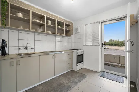 Property photo of 8/83 Phoenix Road Spearwood WA 6163