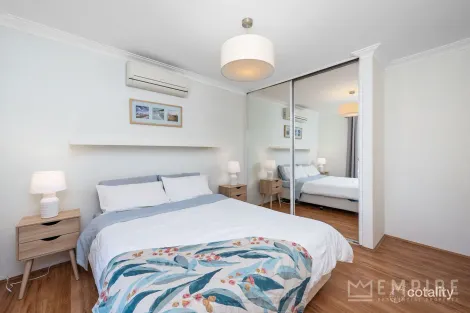 Property photo of 12 Sowden Drive Samson WA 6163