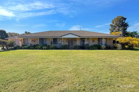 109 Almond Rd, Leeton, NSW 2705