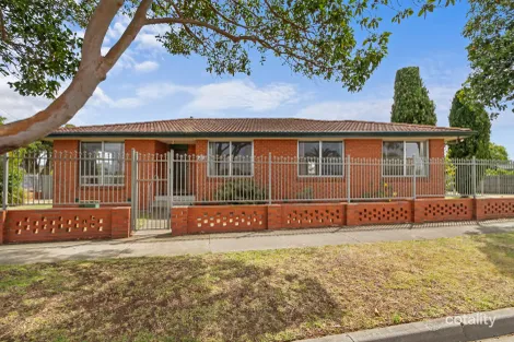 21 Glomar Gr, Sale, VIC 3850