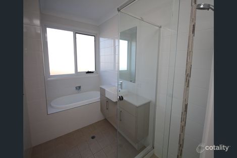 Property photo of 19 Saxon Lane Rouse Hill NSW 2155