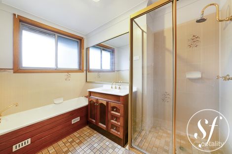 Property photo of 13 Knightsbridge Place Castle Hill NSW 2154