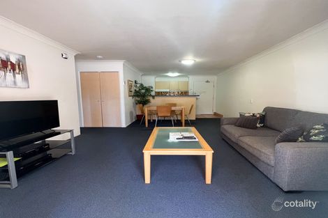 Property photo of 32/11-17 Philip Avenue Broadbeach QLD 4218