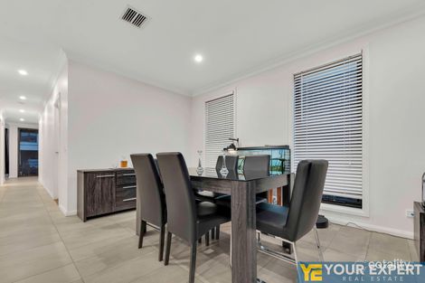 Property photo of 13 Cockatiel Street Narre Warren VIC 3805