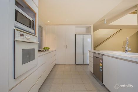 Property photo of 20 Mandara Court Duncraig WA 6023