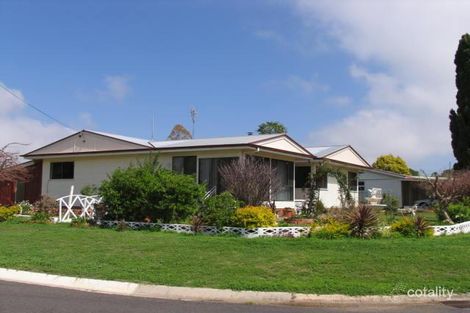 1 Jefferies St, Murgon, QLD 4605