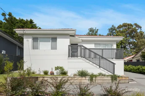 28A ABERCROMBIE ST, WEST WOLLONGONG, NSW 2500