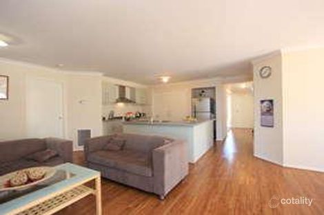 Property photo of 30 Emerald Rise Skye VIC 3977